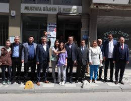 Cem Avşar Saray’da vatandaşlarla buluştu